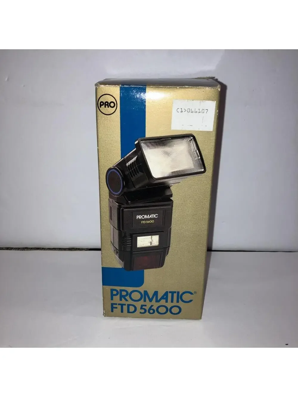 Promatic FTD 5600 dedicated Thyristor Camera Electronic Flash NEW in box